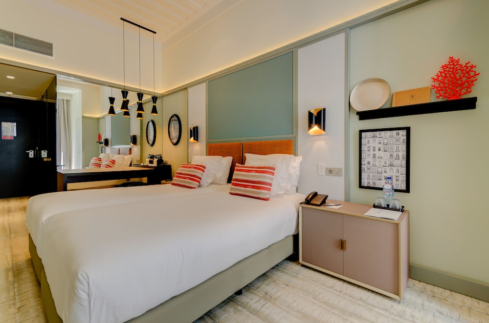 Hotel Vincci Baixa — Hotel rooms in Lisbon, Lisboa