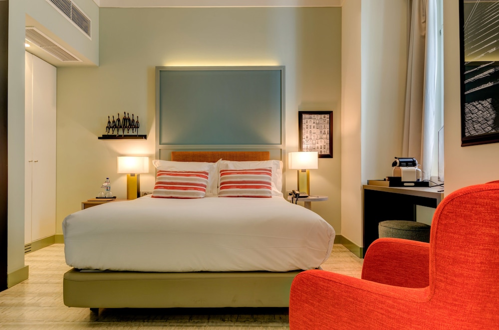 Hotel Vincci Baixa — Hotel rooms in Lisbon, Lisboa