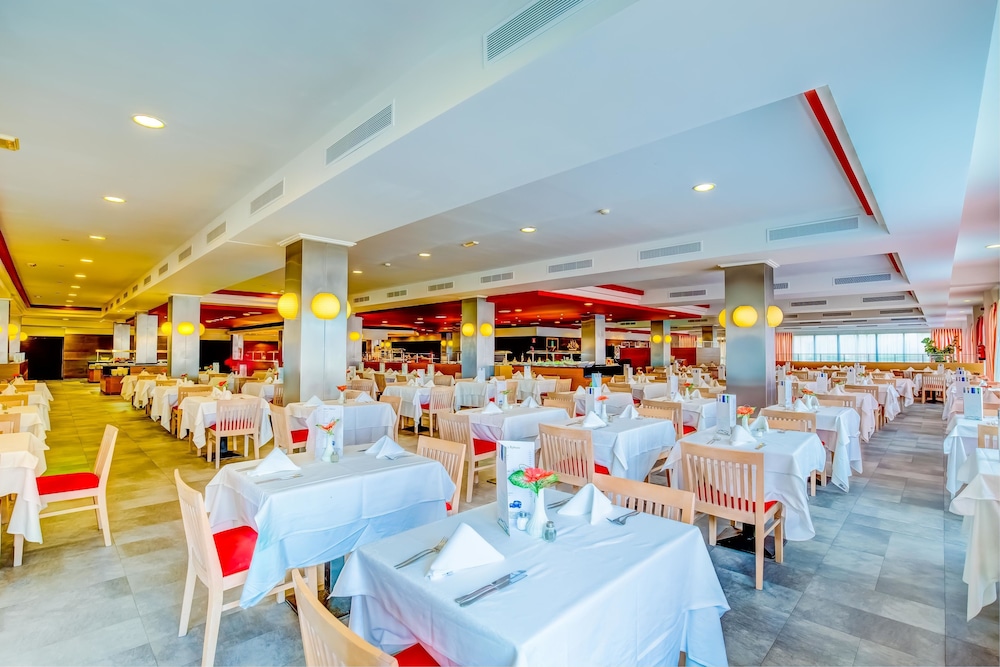 SBH Taro Beach Hotel — Restaurant & bars in Costa Calma, Canary Islands