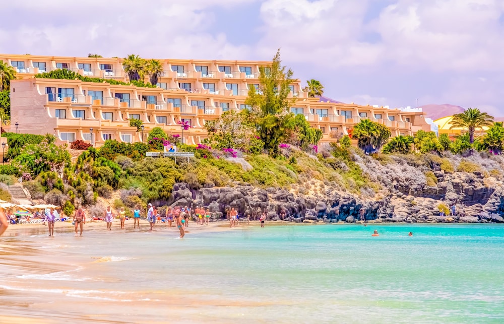 SBH Taro Beach Hotel — Hotel building in Costa Calma, Canary Islands