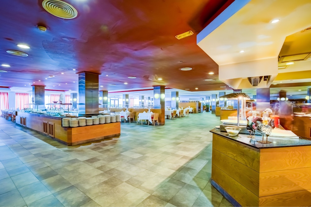 SBH Taro Beach Hotel — Restaurant & bars in Costa Calma, Canary Islands
