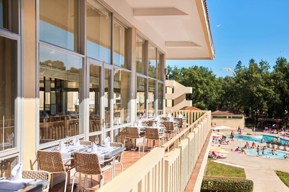 Hotel Aurora Plava Laguna — Restaurant in Umag, Istria