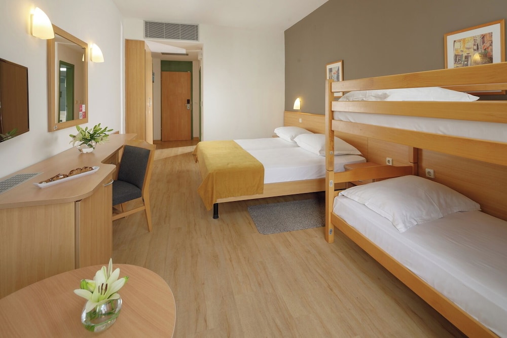 Hotel Aurora Plava Laguna — Rooms in Umag, Istria
