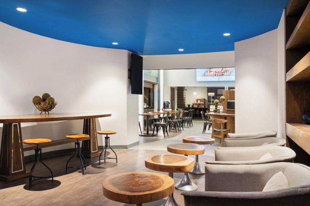 EVEN Hotel New York - Times Square South by IHG — Restaurant & bars in New York City, New York State