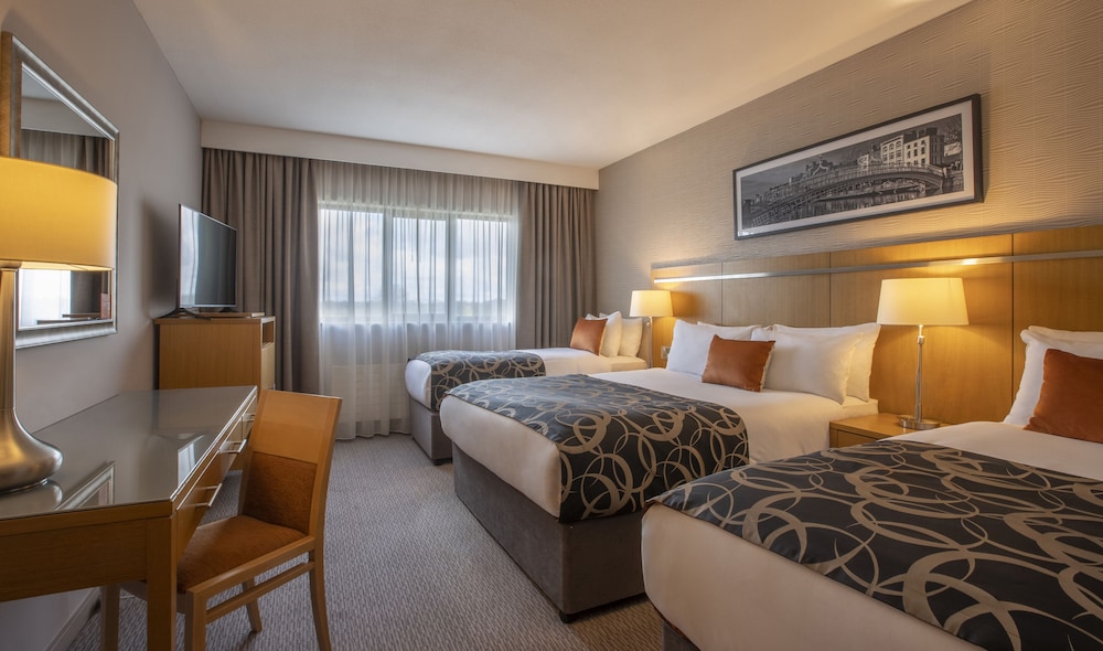 Clayton Hotel Liffey Valley — Hotel rooms in Dublin, Dublin City