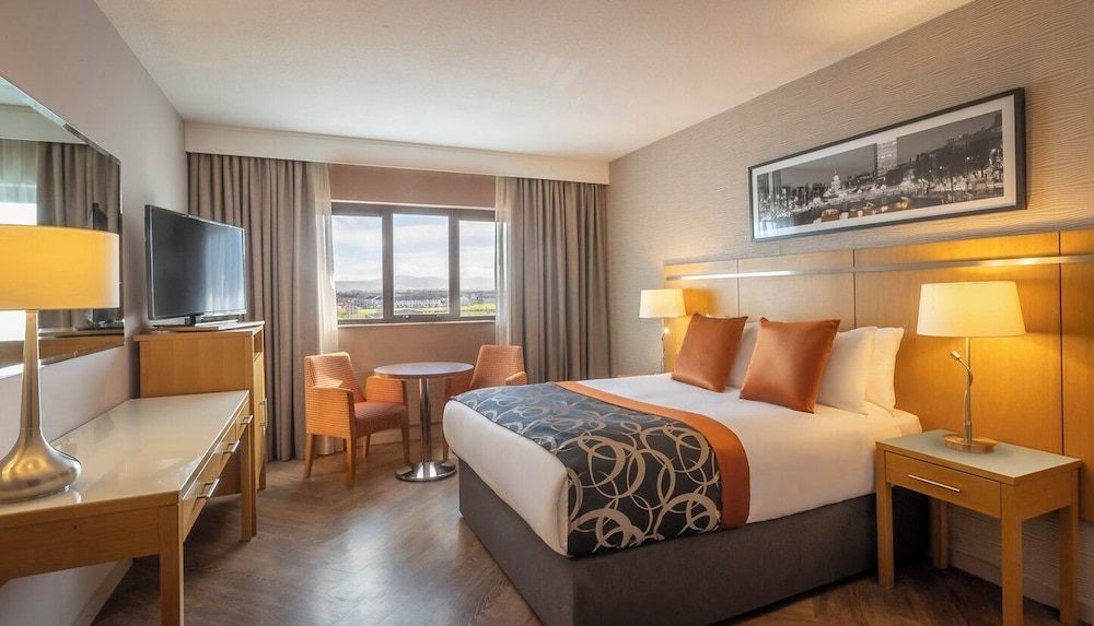 Clayton Hotel Liffey Valley — Hotel rooms in Dublin, Dublin City