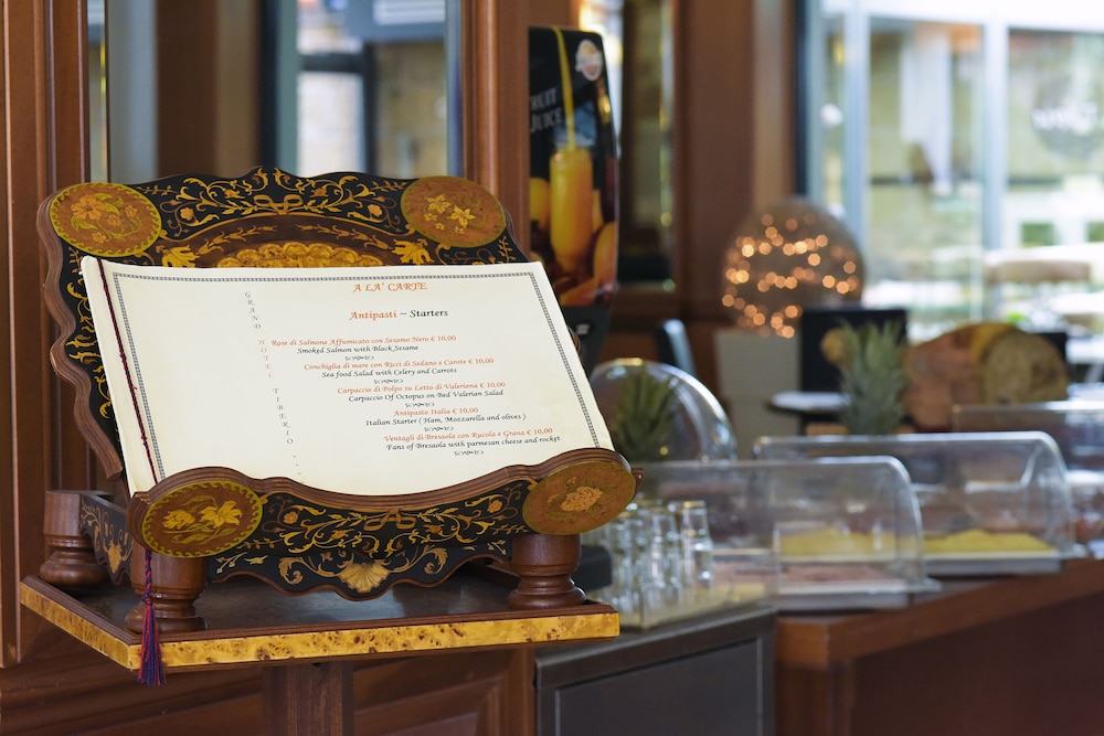 Grand Hotel Tiberio — Restaurant & bars in Rome, Lazio
