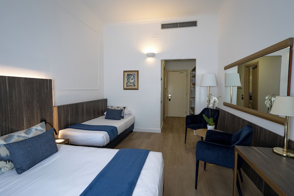 Grand Hotel Tiberio — Hotel rooms in Rome, Lazio