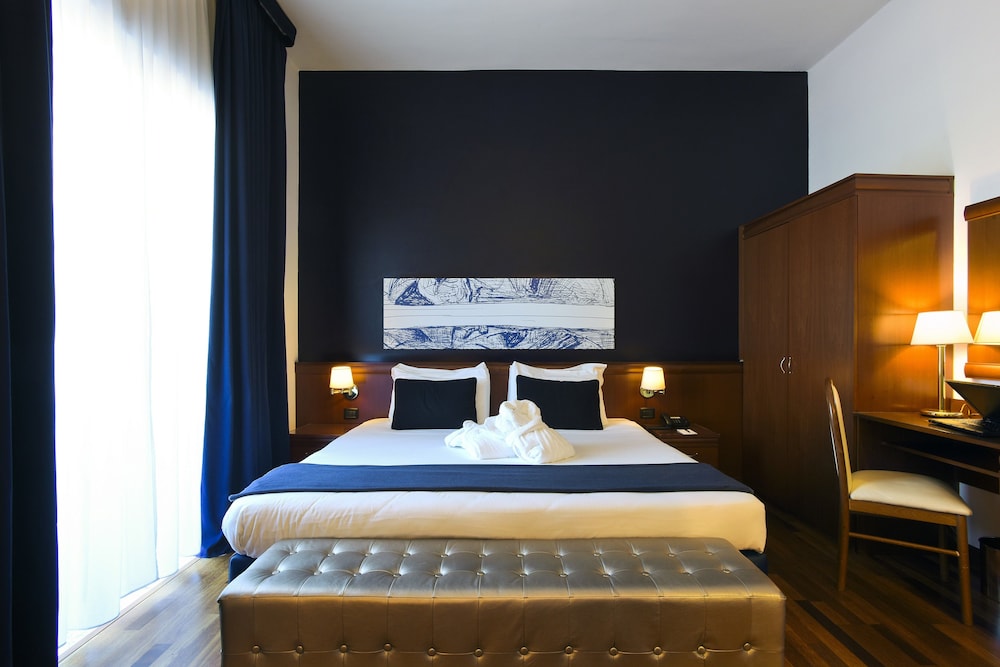 Grand Hotel Tiberio — Hotel rooms in Rome, Lazio