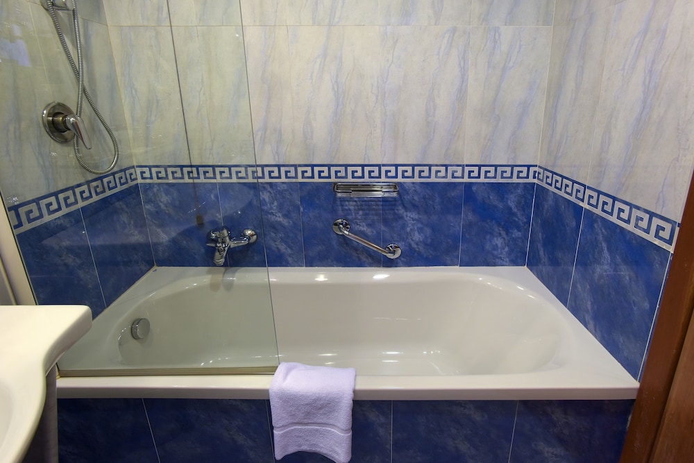 Grand Hotel Tiberio — Hotel rooms in Rome, Lazio