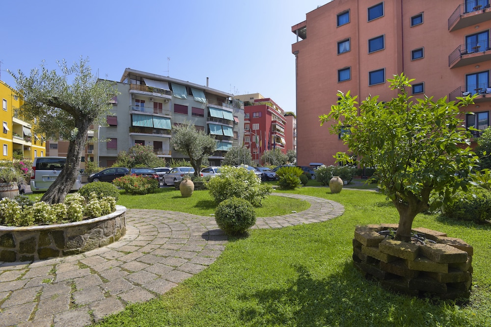 Grand Hotel Tiberio — Hotel building in Rome, Lazio