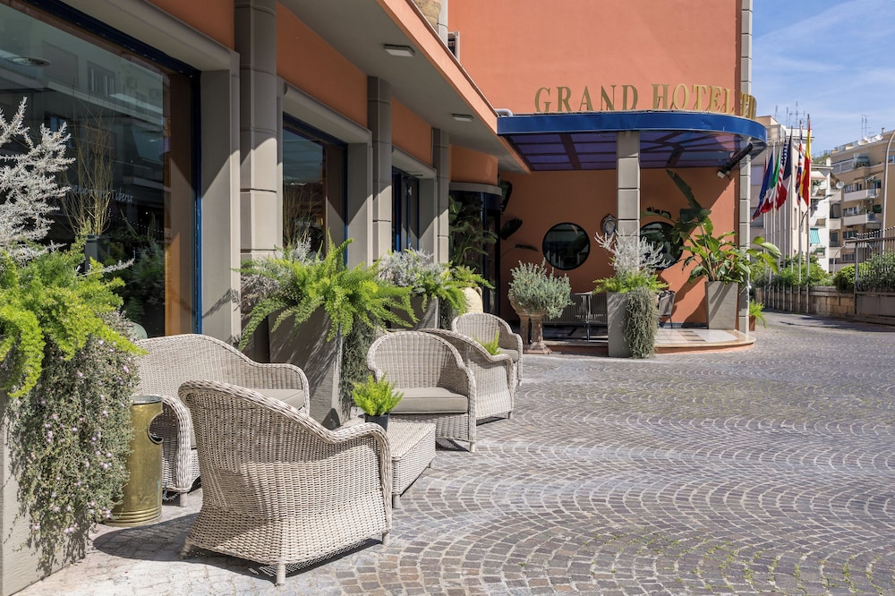 Grand Hotel Tiberio — Hotel building in Rome, Lazio
