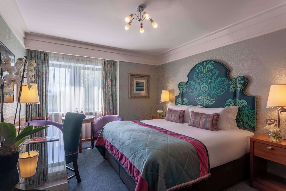 Clontarf Castle Hotel — Hotel rooms in Dublin, Dublin City