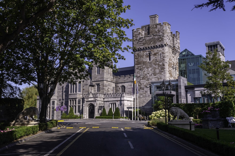 Clontarf Castle Hotel — Hotel building in Dublin, Dublin City