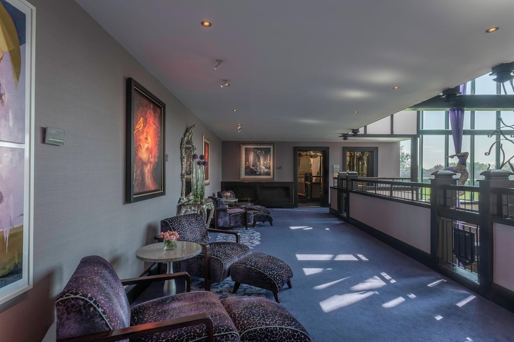 Clontarf Castle Hotel — Hotel building in Dublin, Dublin City