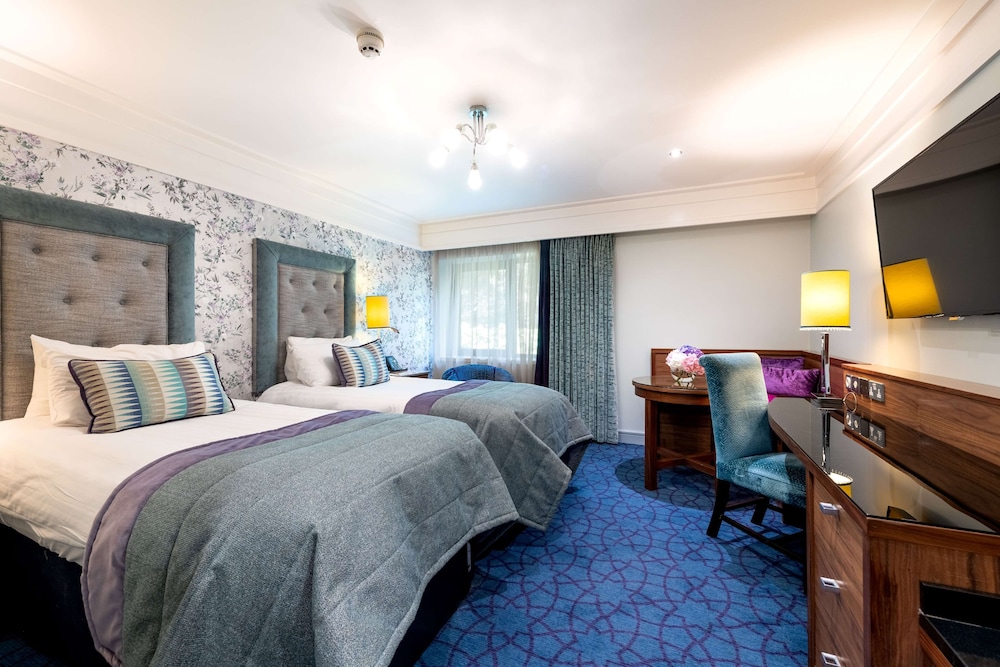 Clontarf Castle Hotel — Hotel rooms in Dublin, Dublin City