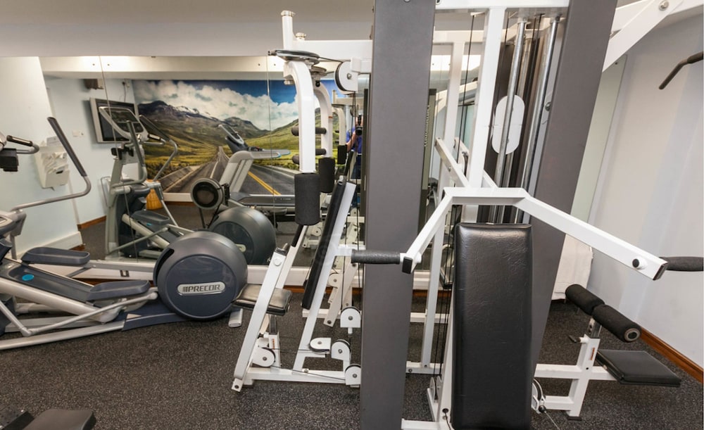 Clontarf Castle Hotel — Sports & recreation in Dublin, Dublin City