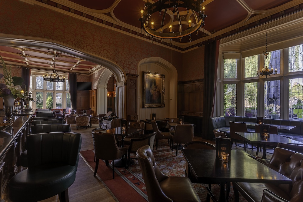 Clontarf Castle Hotel — Restaurant & bars in Dublin, Dublin City