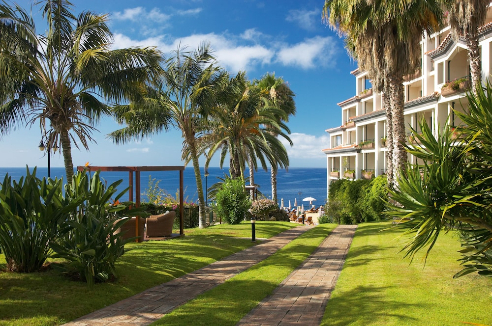 The Cliff Bay, by PortoBay — Hotel building in Funchal, Madeira