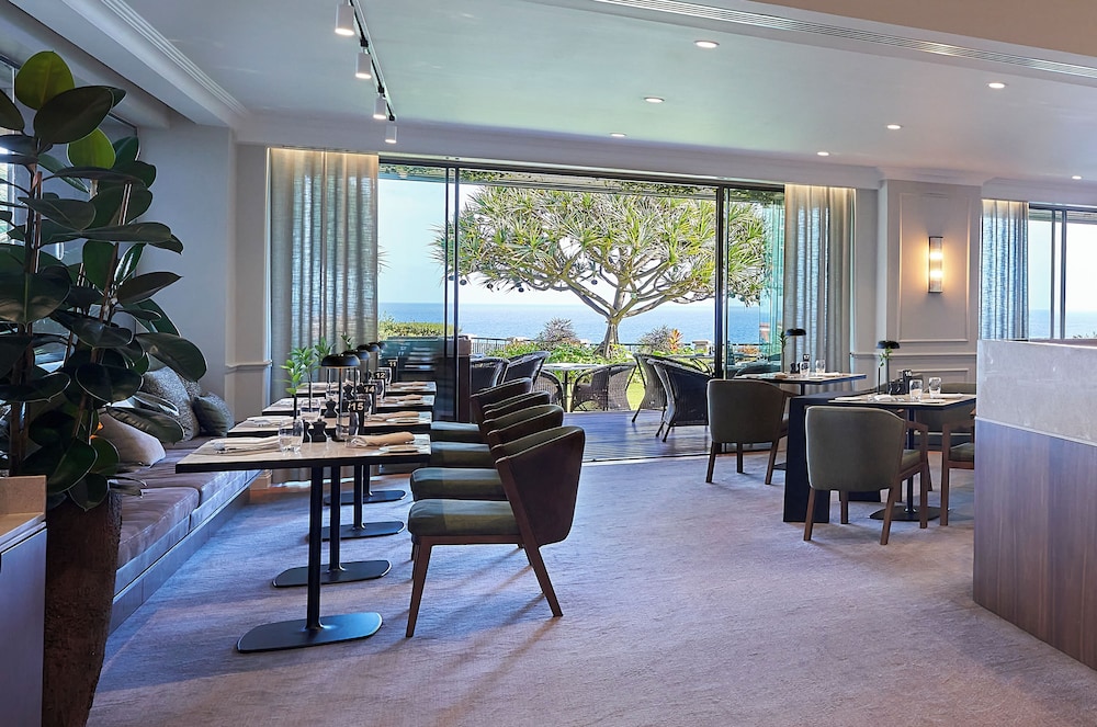 The Cliff Bay, by PortoBay — Restaurant & bars in Funchal, Madeira