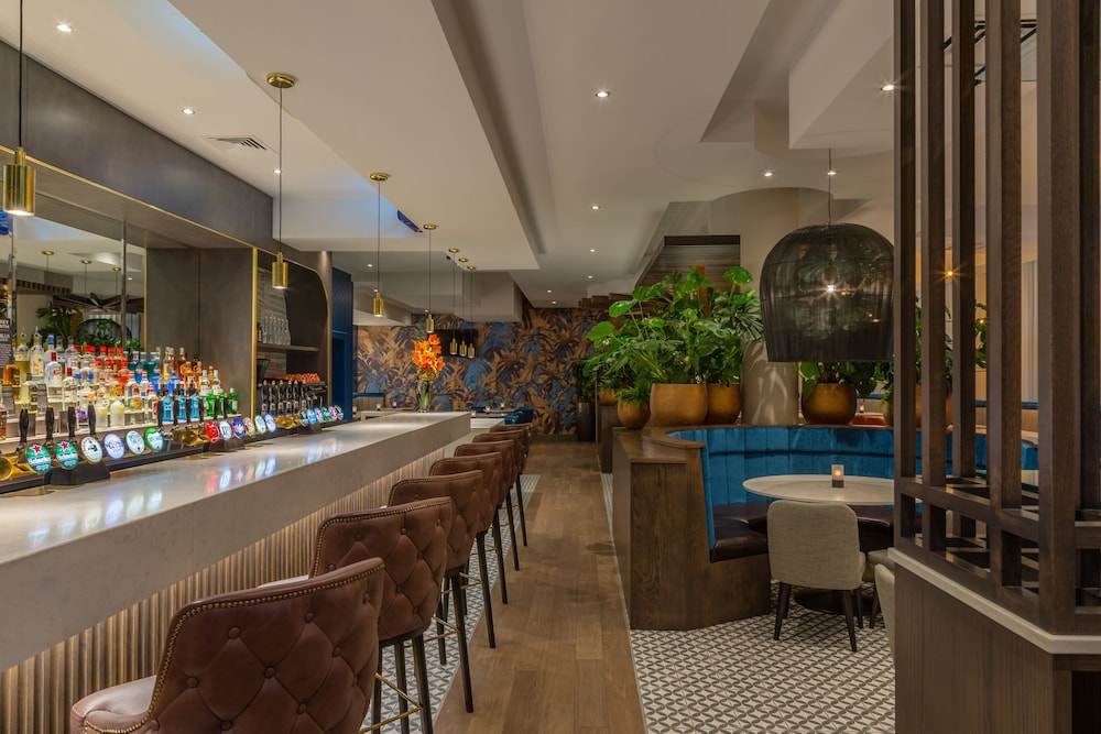 Crowne Plaza Dublin Airport by IHG — Restaurant & bars in Dublin, Dublin City
