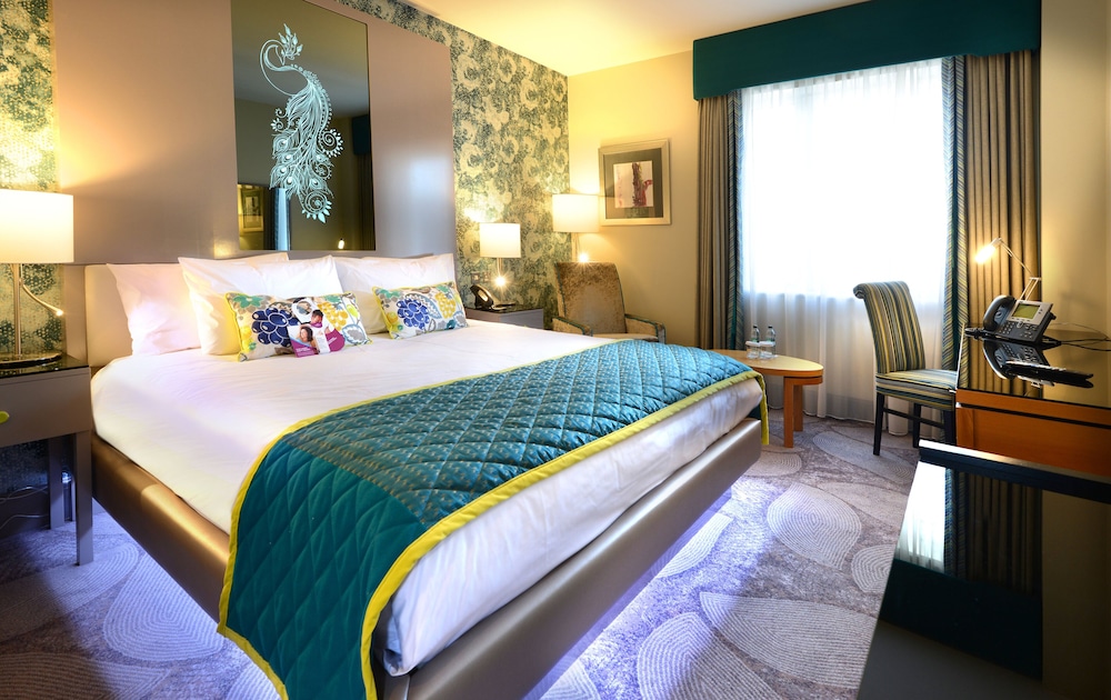 Crowne Plaza Dublin Airport by IHG — Hotel rooms in Dublin, Dublin City