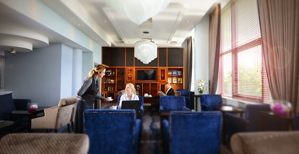 Crowne Plaza Dublin Airport by IHG — Restaurant & bars in Dublin, Dublin City