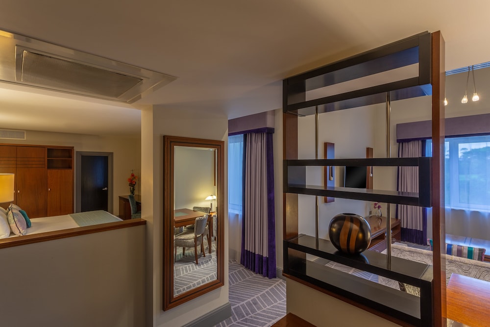 Crowne Plaza Dublin Airport by IHG — Hotel rooms in Dublin, Dublin City