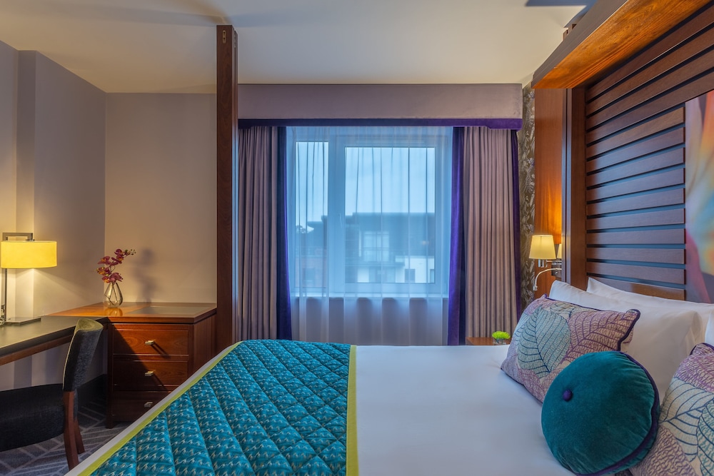 Crowne Plaza Dublin Airport by IHG — Hotel rooms in Dublin, Dublin City