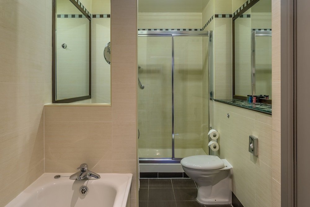 Crowne Plaza Dublin Airport by IHG — Hotel rooms in Dublin, Dublin City
