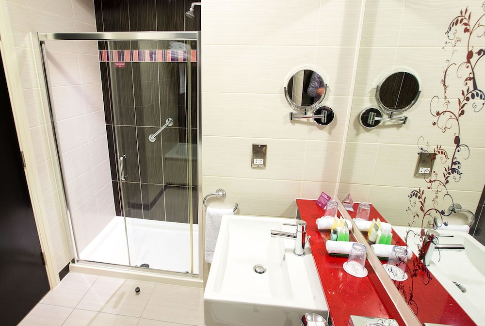 Crowne Plaza Hotel Blanchardstown by IHG — Hotel rooms in Dublin, Dublin City