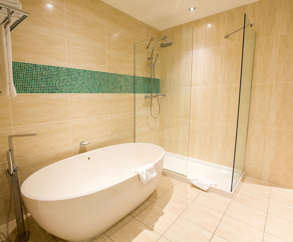 Crowne Plaza Hotel Blanchardstown by IHG — Hotel rooms in Dublin, Dublin City
