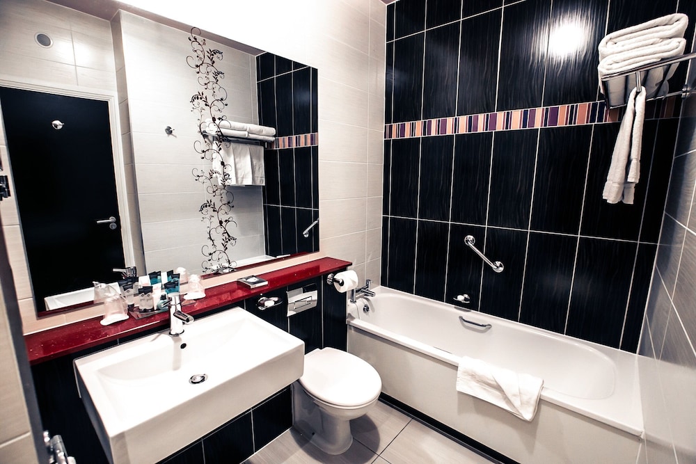 Crowne Plaza Hotel Blanchardstown by IHG — Hotel rooms in Dublin, Dublin City
