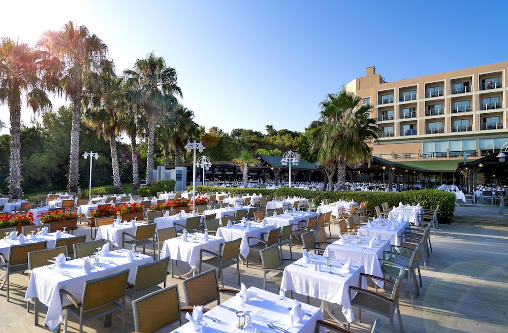 Turquoise Hotel - All Inclusive — Restaurant & bars in Side