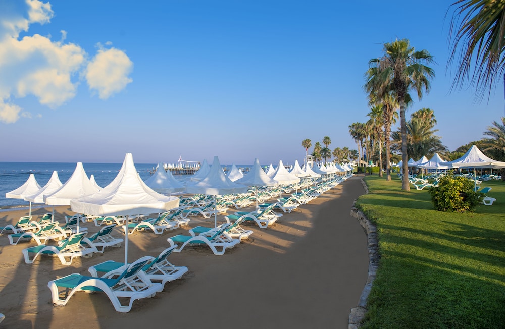 Turquoise Hotel - All Inclusive — Beach in Side