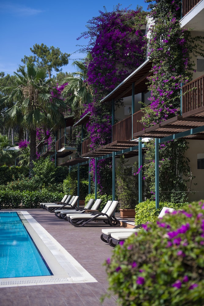 Turquoise Hotel - All Inclusive — Swimming pool in Side