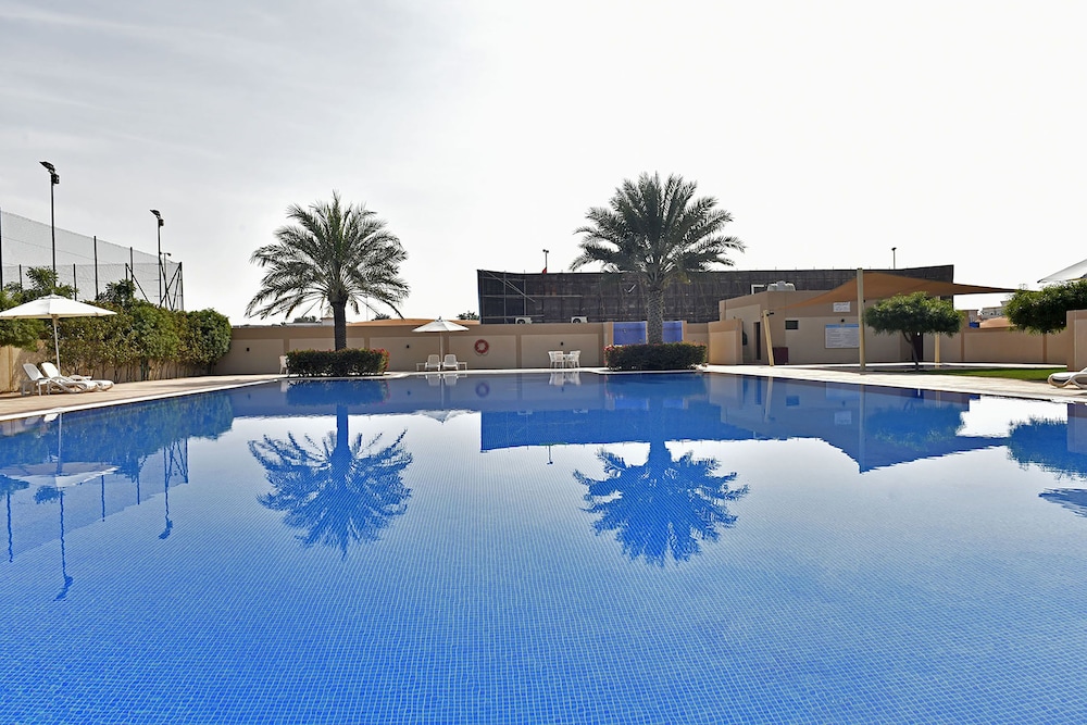 Jannah Hotel Apartments & Villas — Swimming pool in Ras al Khaimah