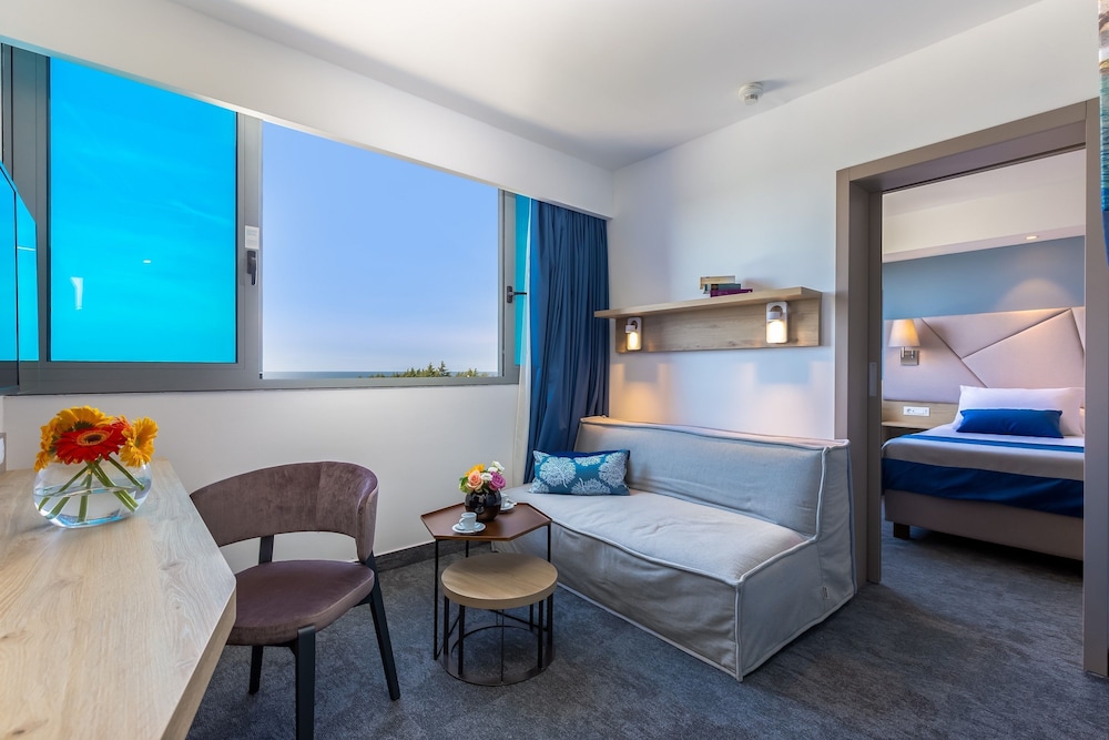 Valamar Diamant Hotel — Hotel rooms in Poreč, Istria