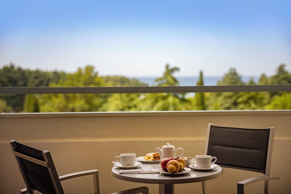 Valamar Diamant Hotel — Hotel rooms in Poreč, Istria