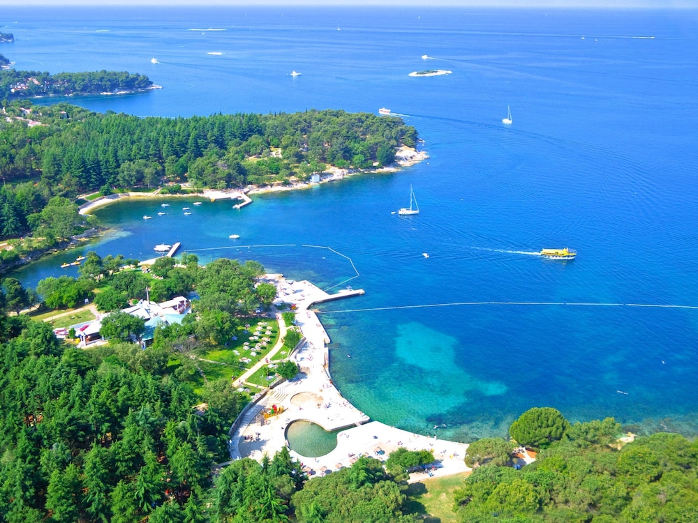 Valamar Diamant Hotel — Beach in Poreč, Istria