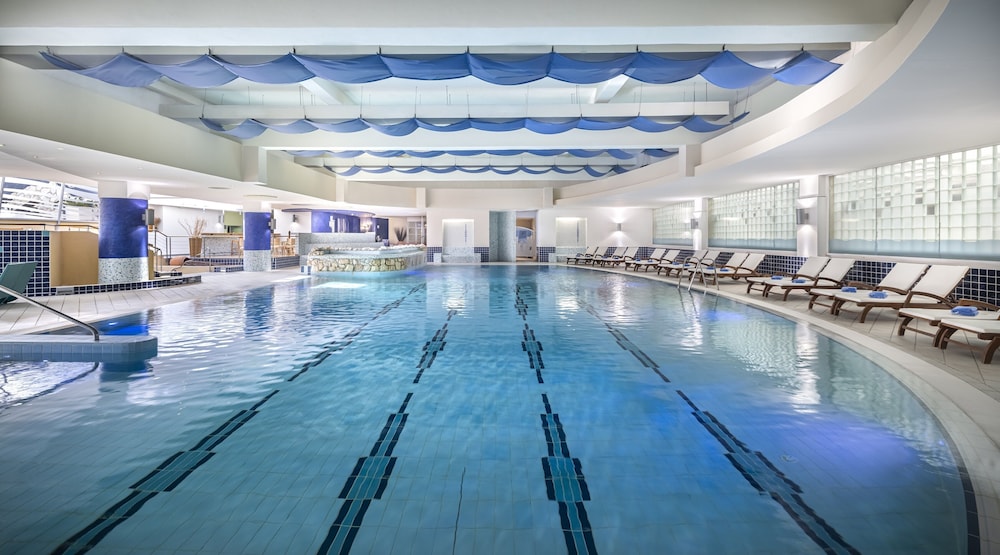 Valamar Diamant Hotel — Swimming pool in Poreč, Istria