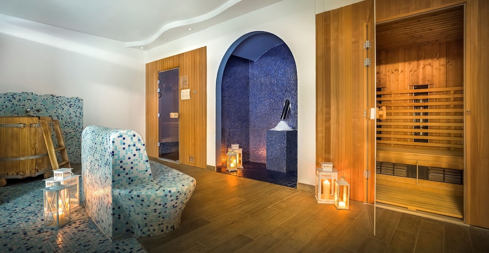 Valamar Diamant Hotel — Spa in Poreč, Istria
