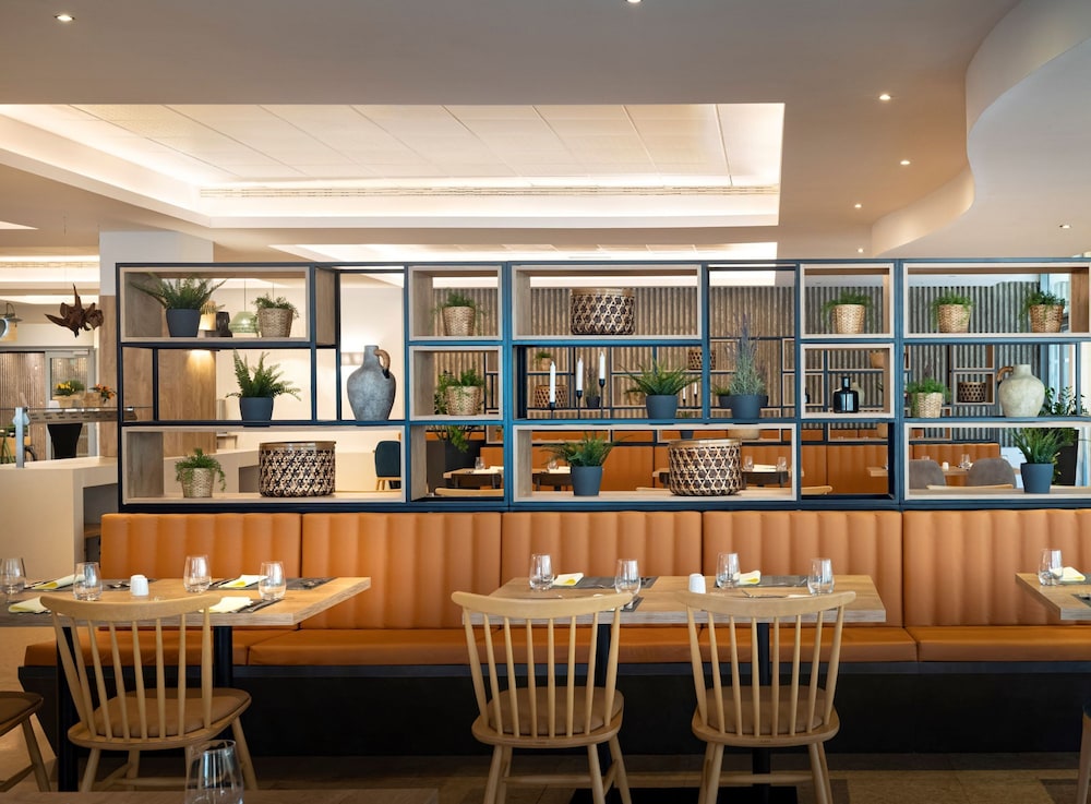 Valamar Diamant Hotel — Restaurant & bars in Poreč, Istria