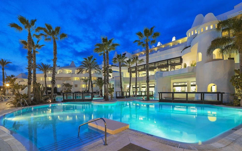 H10 Estepona Palace