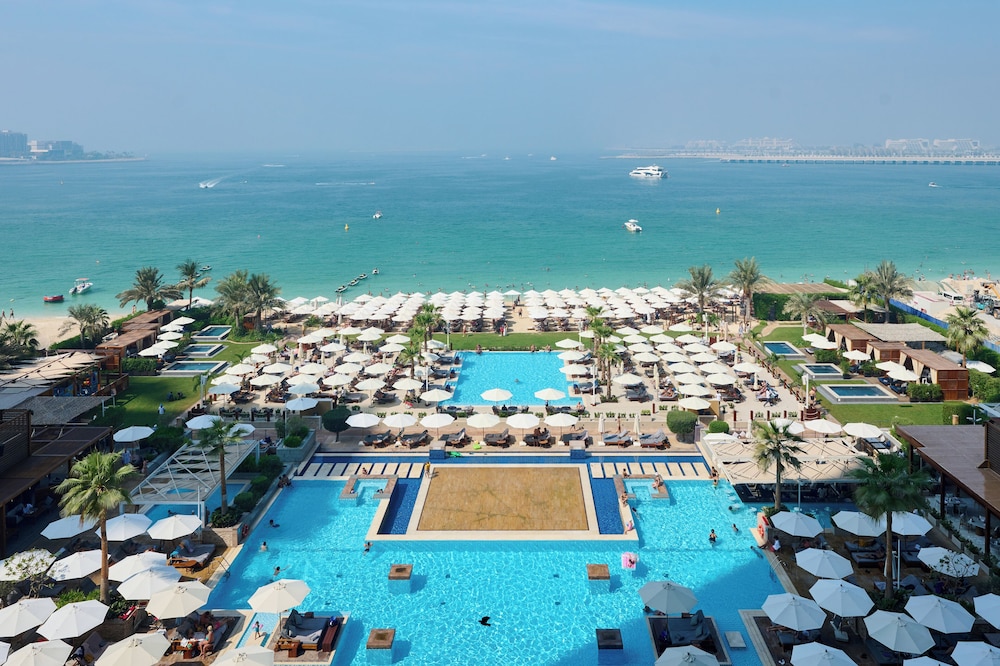 Rixos Premium Dubai JBR — Swimming pool in Dubai