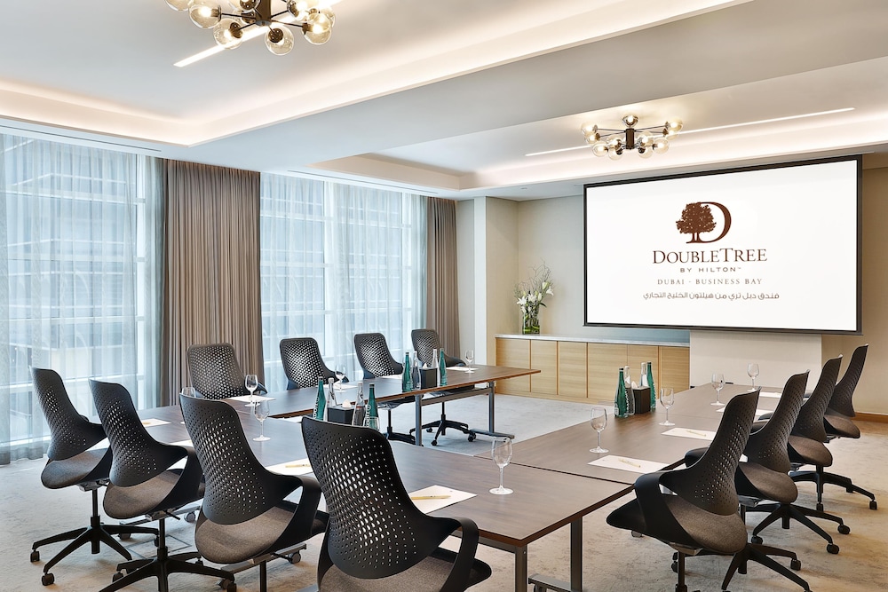DoubleTree by Hilton Dubai - Business Bay — Hotel building in Dubai