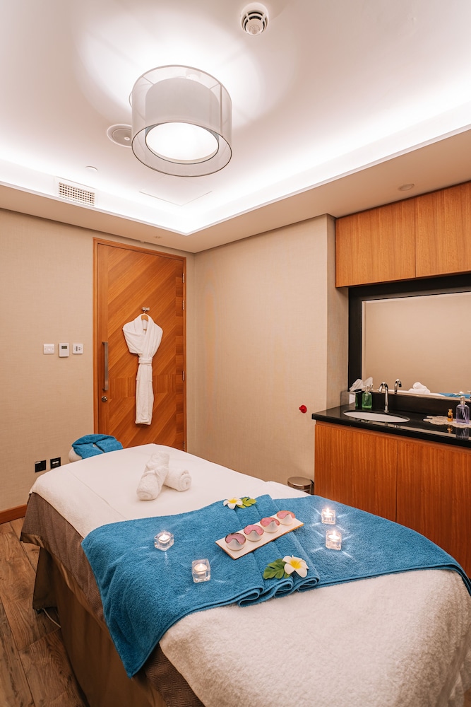 DoubleTree by Hilton Dubai - Business Bay — Spa in Dubai