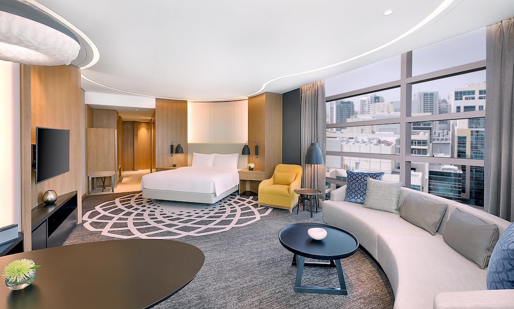DoubleTree by Hilton Dubai - Business Bay — Hotel rooms in Dubai