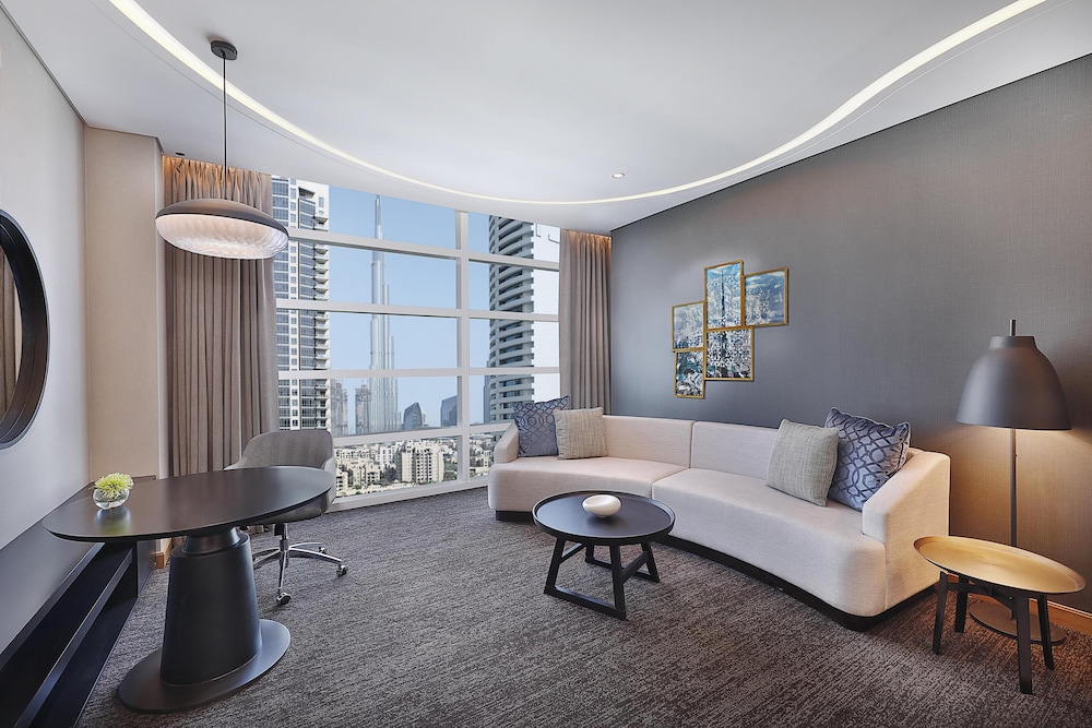 DoubleTree by Hilton Dubai - Business Bay — Hotel rooms in Dubai