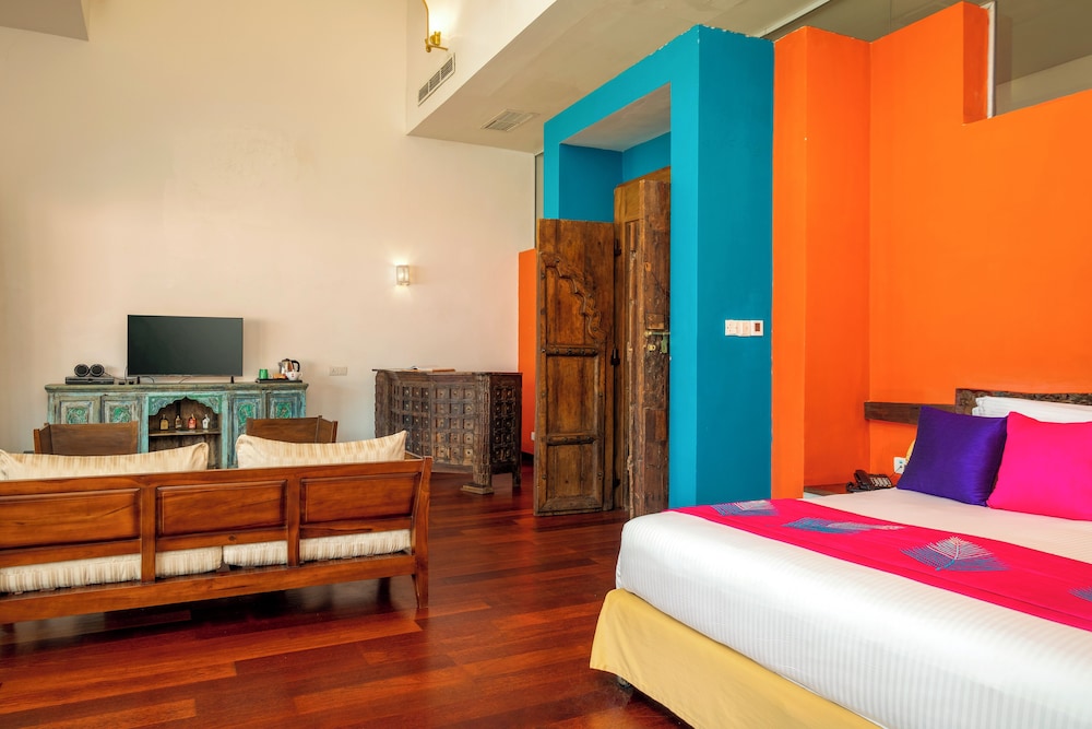 Royal Palms Beach Hotel — Hotel rooms in Wadduwa